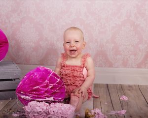 cake smash, fotoshoot, maudivo, taart, eerste verjaardag, batboy