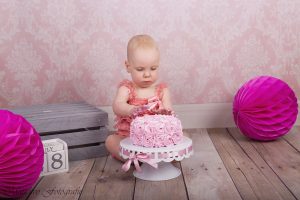 cake smash, fotoshoot, eerste verjaardag, foto's, taart, batboy, organiseren, maudivo