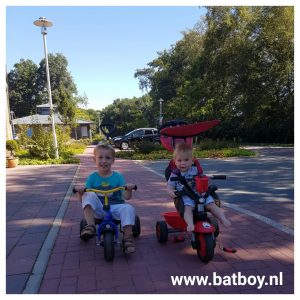 baby, 7 maand, kindje 7 maand, batboy, kind school, loopstoeltje