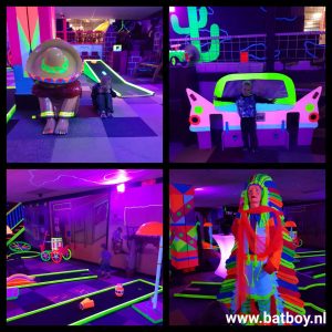 glow in de dark, midgetgolf, batboy, coevorden, speelparadijs, speelparadijs cowboy en indianen, indoor speeltuin, kinderen, 