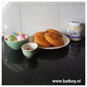 ingredienten, muizen, batboy, eierkoeken, smarties, chocolade, chocolade pasta, smarties, snoep, ufo's, batboy, kraamschudden, babyshower, trakteren, traktatie, kinderen