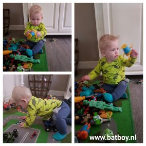 baby, ontwikkeling, 8 maand, zitten, kinderen, batboy, mamablog