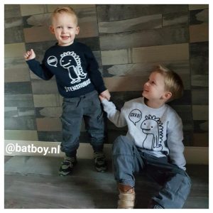 batboy, kmleon, dinosaurus, kinderkleding, kleding met naam, t-shirts