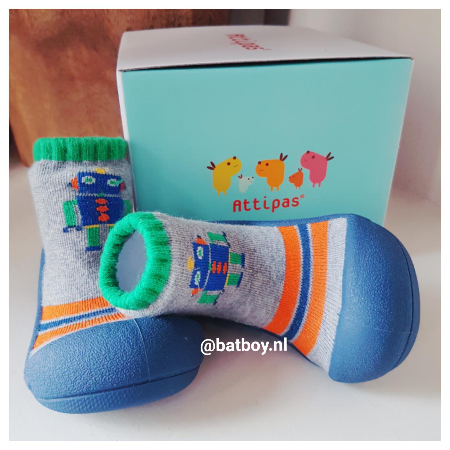 attipas, baby, batboy, schoentjes, babyschoentjes, eerste stapjes, lopen