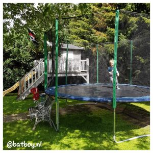 trampoline voor de kinderen, batboy, mamablog, batboy