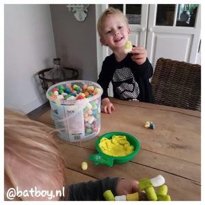 knutselen met playmais, batboy