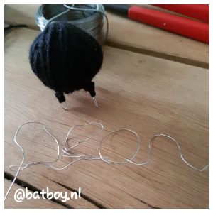 een muis van wol maken, batboy, mamablogger, diy