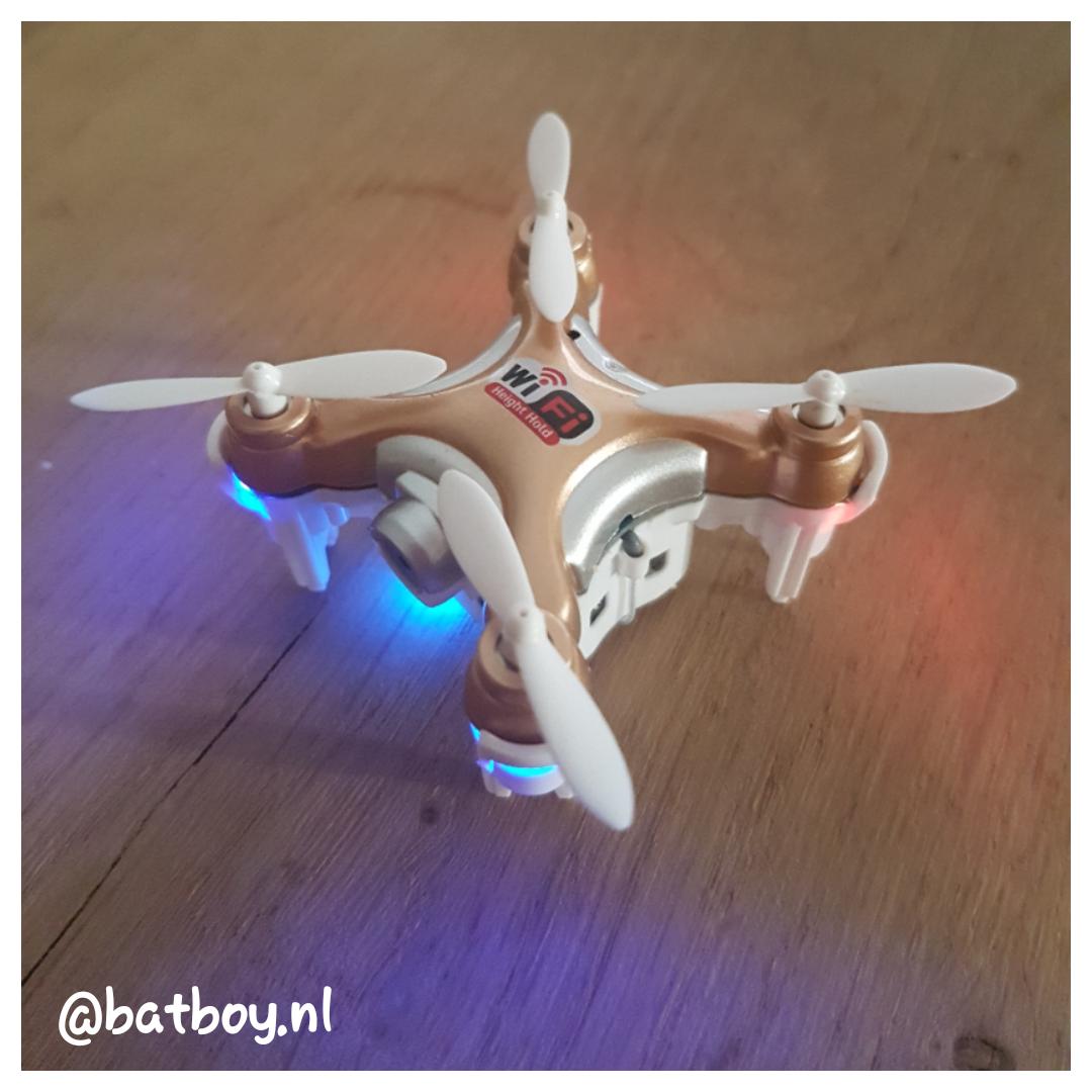 een mini drone, mamablog, batboy