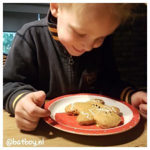 mamablog, batboy, gemberkoekman maken