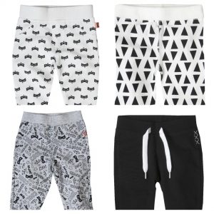 monochrome outfit voor je baby, mamablog, batboy