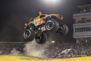 mamablog, batboy, monster jam 2018