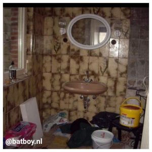 tegels in de badkamer, mamablog, batboy, lifestyle