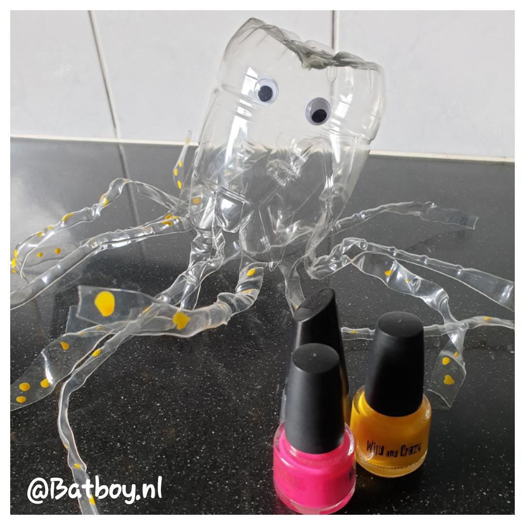Verrassend Lampion knutselen van een lege fles | Zo maak je een octopus | Batboy MY-48