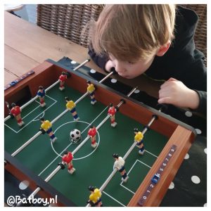 tafelvoetbal, spelletjes, mini speeltafel