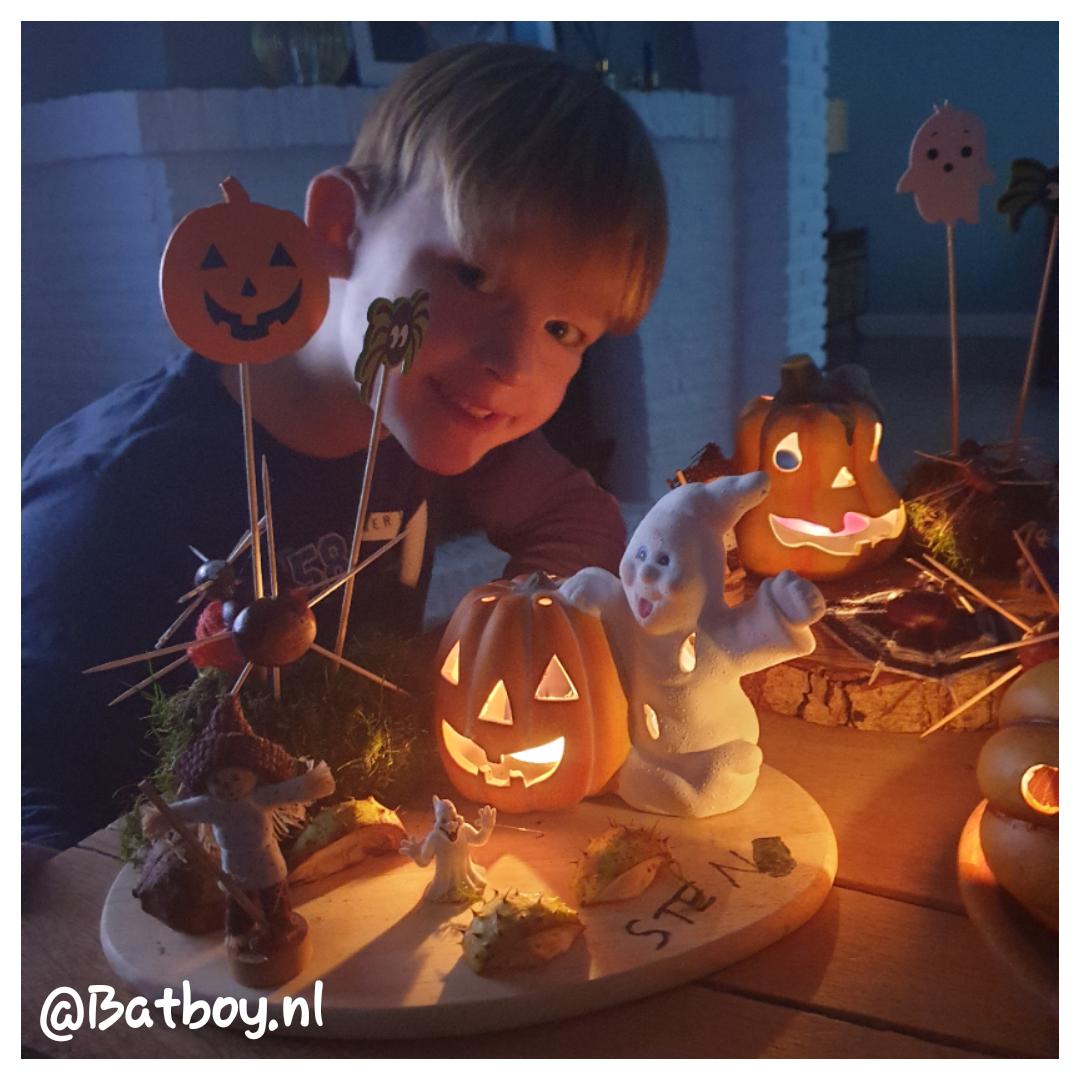 Overjas erts heel veel Halloween decoratie maken om je huis te versieren | Batboy