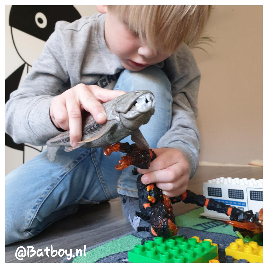 De Schleich speelgoed dieren + Winactie | Batboy